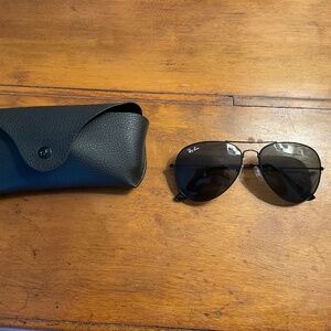 Ray Ban Black Aviator Sunglasses